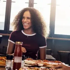 Ile pizz dziennie sprzedaje pizzeria? Zaskakujące statystyki sprzedaży