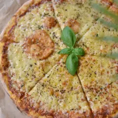 Jakie sery do pizzy - wybierz najlepsze smaki dla idealnej pizzy