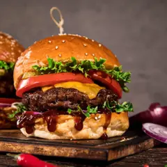 Jak przygotować burgery jak z McDonald's - proste przepisy w domu