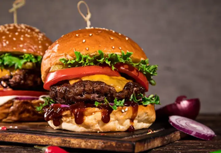 Jak przygotować burgery jak z McDonald's - proste przepisy w domu