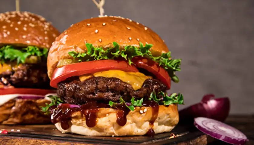 Jak przygotować burgery jak z McDonald's - proste przepisy w domu
