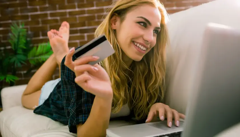 Szybkie płatności online – ile naprawdę czeka się na zwrot pieniędzy?