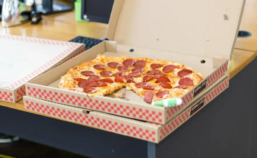 Dwie pizze w cenie jednej - jak nie dać się oszukać?