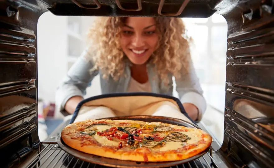 Pizza w jakiej temperaturze? Odkryj sekrety idealnego pieczenia