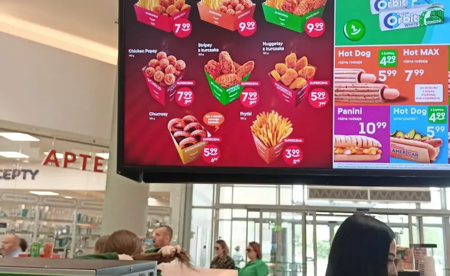 Ile kosztują frytki w Biedronce? Sprawdź aktualne ceny i promocje