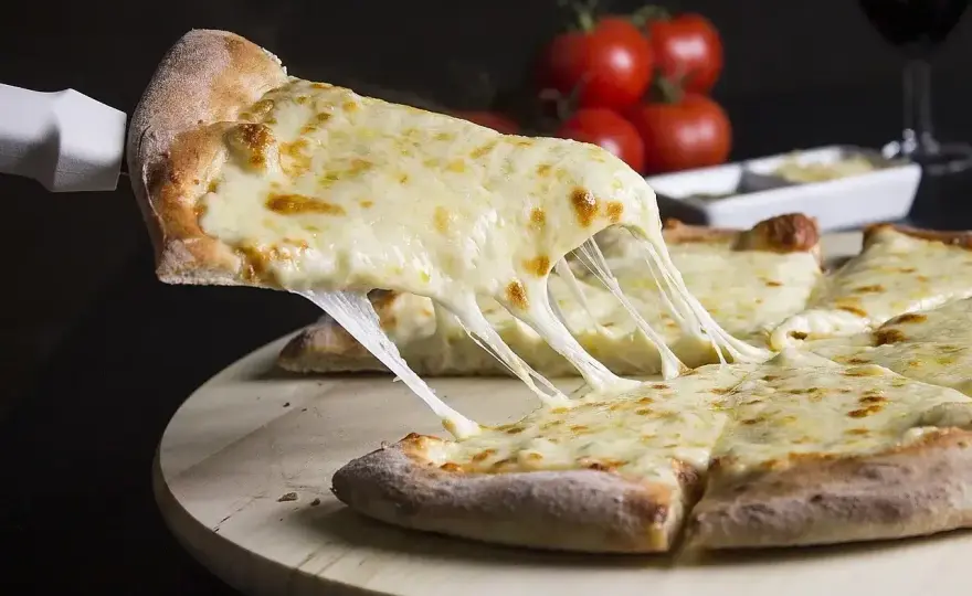 Czy można mrozić ciasto na pizzę - Poznaj zasady i uniknij błędów
