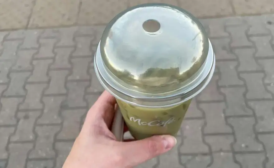 Iced Caramel Latte w McCafé - cena i czy warto?