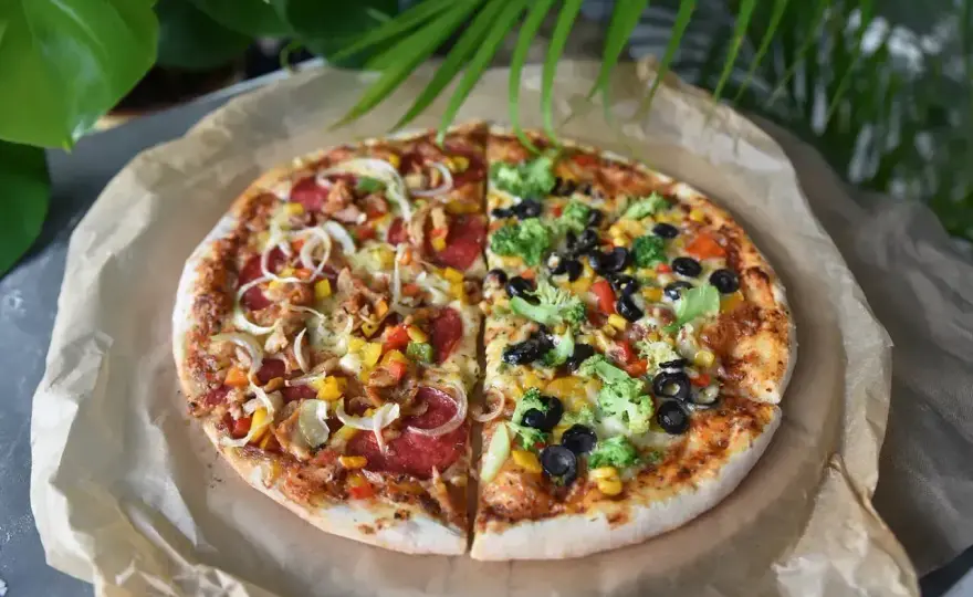 Pizza 31 cm - Ile to naprawdę jedzenia? Sprawdź!