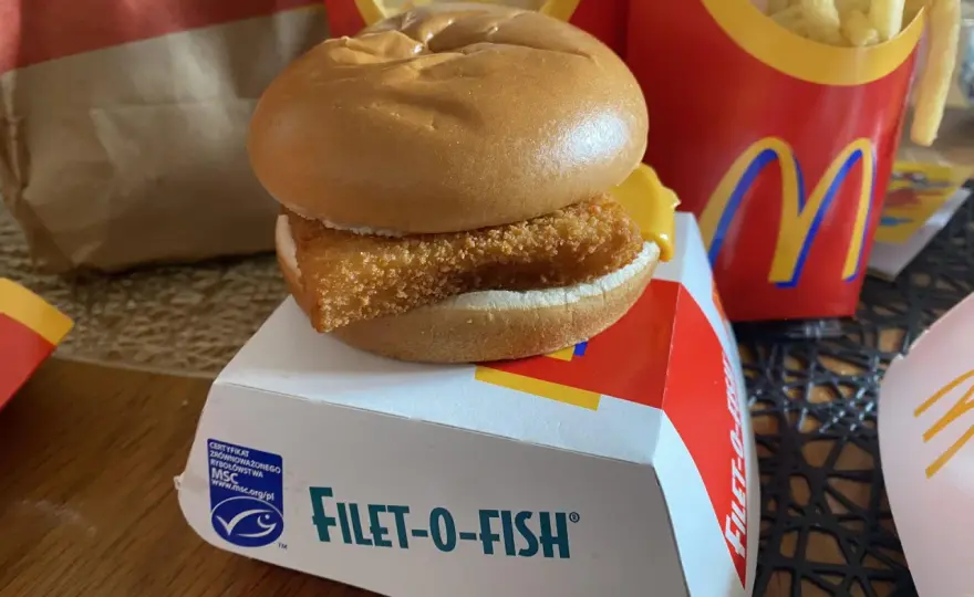 Rybna kanapka McDonald’s - Czy warto ją zamówić? Skład i kalorie