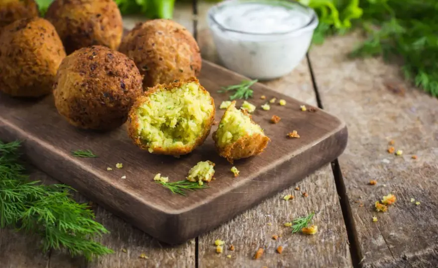 Falafel kebab - Jak uzyskać idealną chrupkość i uniknąć błędów?