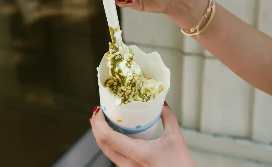 Ile waży McFlurry? Gramatury wersji w Polsce
